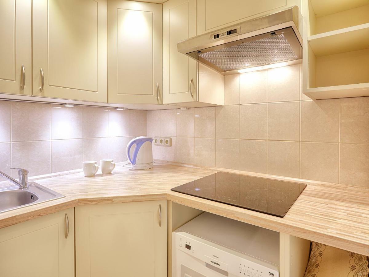 Lyra Apartment *